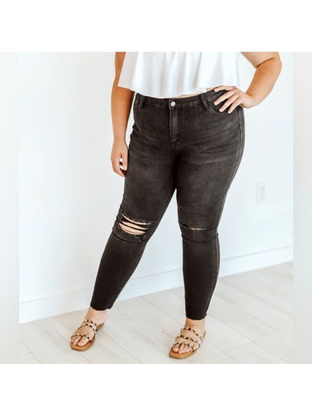 NWT Glitzy Girlz Classic Black Skinny Jeans - Plus Size 26 or 28